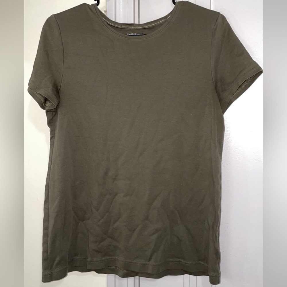 Croft & Barrow Green Tee Size M